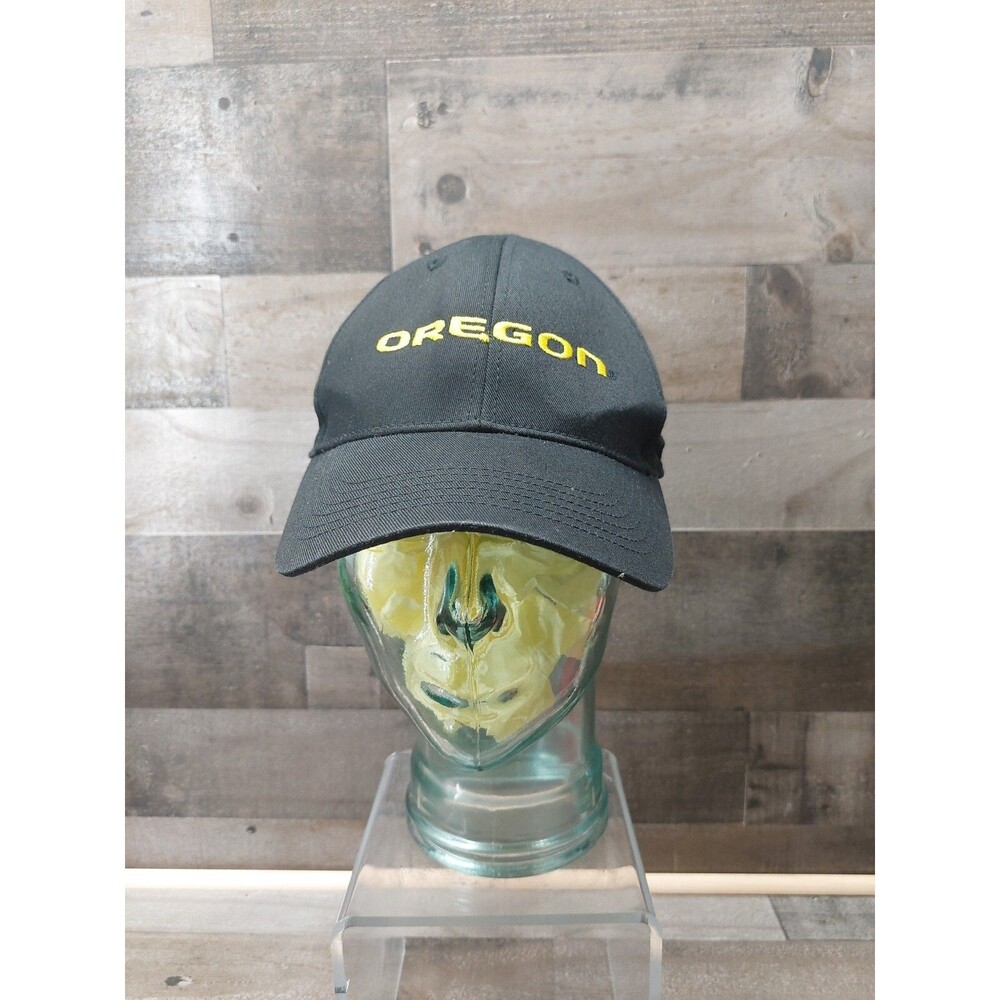 University Of Oregon Duck Black With Yellow Logo Hook N Loop Hat